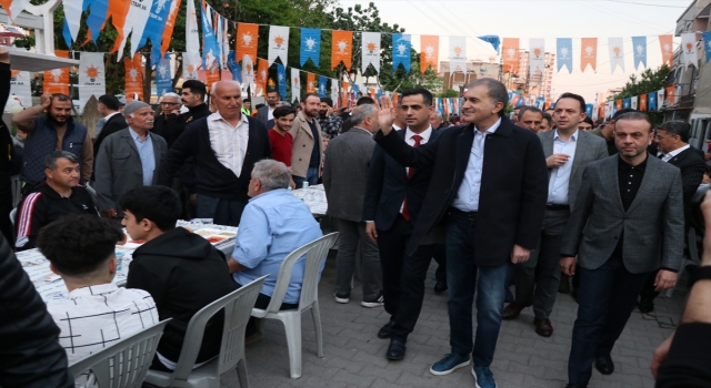 AK Parti Sözcüsü Ömer Çelik, Adana’da iftarda konuştu: