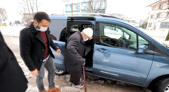 80 yaşındaki vatandaşın sözleri sosyal medyada duygulandırdı