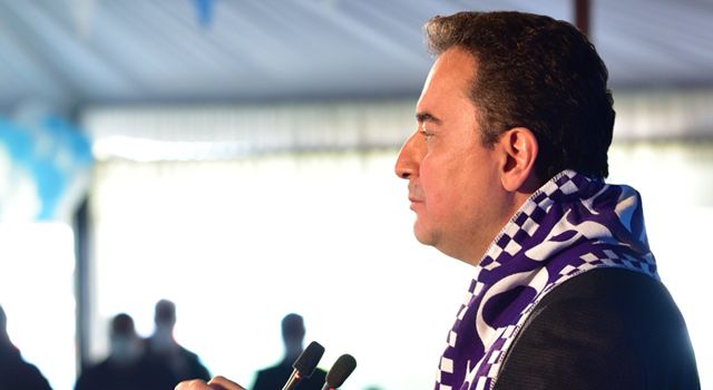 Ali Babacan: “Türkiye’nin Gençlerinin, Birilerinin Siyasi Rantı İçin Feda Edilmesini Reddediyoruz”