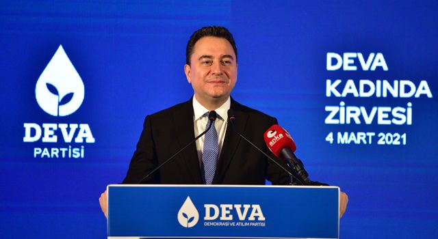 Ali Babacan Deva Partisi Ni Kiz Kardesleriyle El Ele Veren Kadinlar Buyutecek