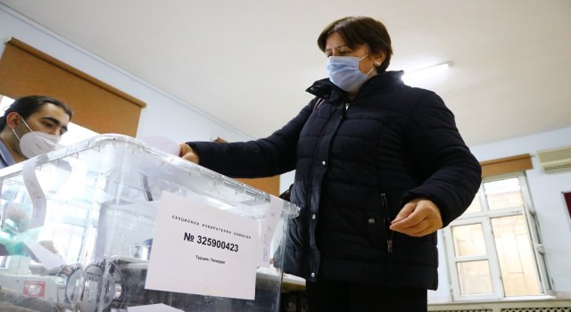Trakyadaki çifte vatandaşlar Bulgaristan Seçimleri için sandık başında