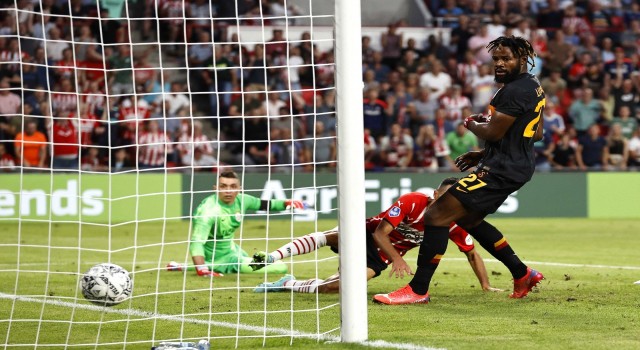 UEFA Şampiyonlar Ligi: PSV: 2 - Galatasaray: 1 (İlk yarı)