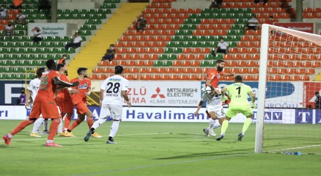 Süper Lig: Alanyaspor: 1 - Altay: 4 (Maç sonucu)