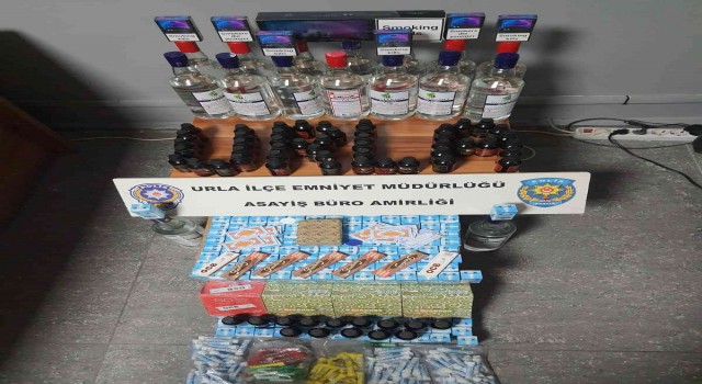 Urlada kaçak içki ve sigara satışı yapan markete polis baskını