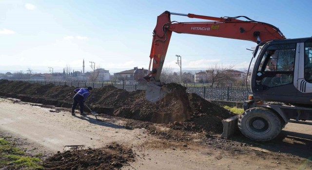 Erbaa Belediyesi Yıldırım Beyazıt Mahallesinde içme suyu altyapısı için çalışma başlattı