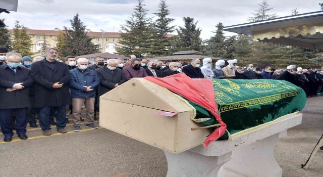 Karabük Üniversitesi Rektörü Polatın acı günü