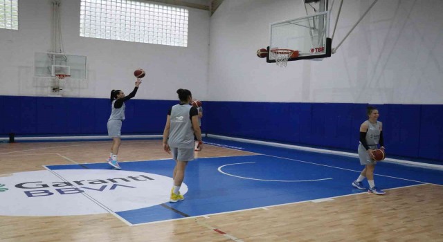 A Milli Kadın Basketbol Takımı Avrupa Şampiyonası hazırlıklarına başladı