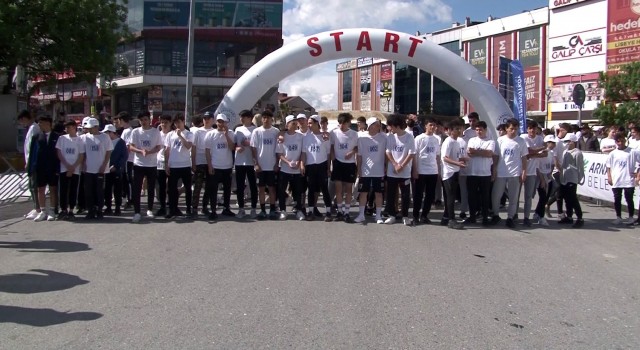 Arnavutköyde 19 Mayıs gençlik koşusu düzenlendi