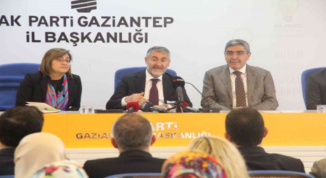 Bakan Nebati: “2023te kimi yeneceğiz onu merak ediyorum”