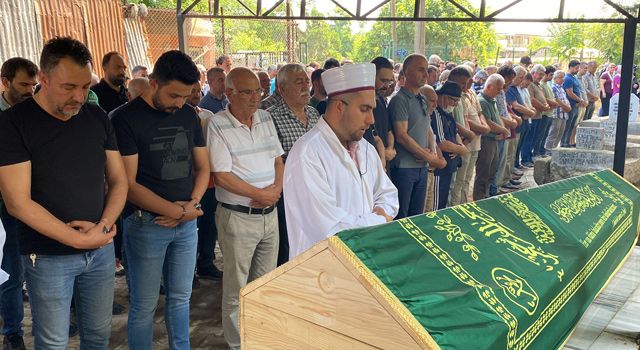 İtalya'da Helikopter Kazasında Ölen Türk, Memleketi Adana’da Toprağa Verildi