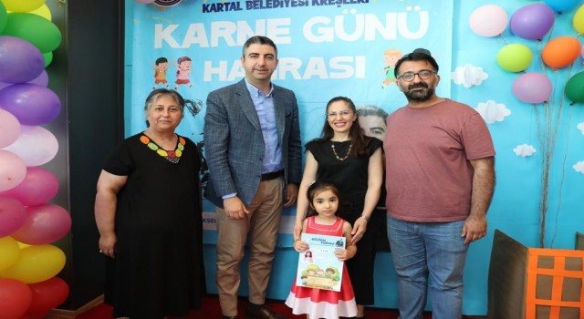 Kartal Belediyesi kreşlerinde karne heyecanı