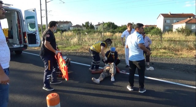 Muratlıda alkollü sürücü motosiklete çarptı: 1 ağır yaralı