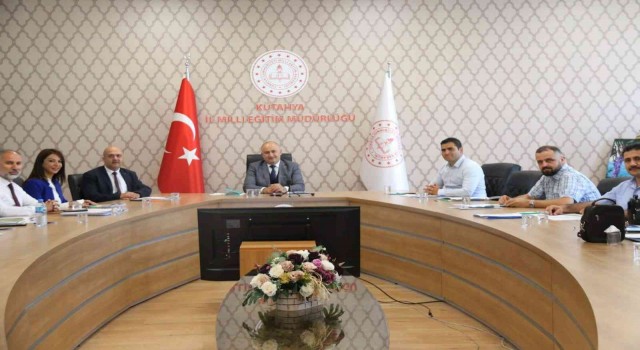MEB Temel Eğitim Genel Müdürlüğü Daire Başkanı Atalay, Kütahyada