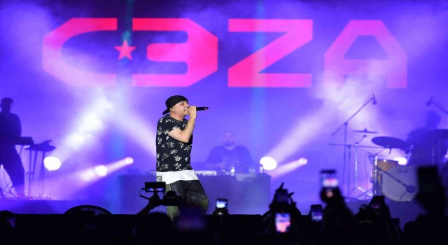 Üsküdar Fest 22 3 günde 300 bin katılımla rekor kırdı