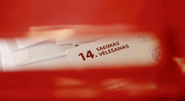 Letonya'da halk, parlamento seçimleri için sandık başında