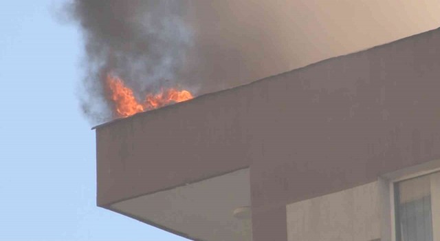 Şişlide yangın paniği: 1 kişi dumandan etkilendi