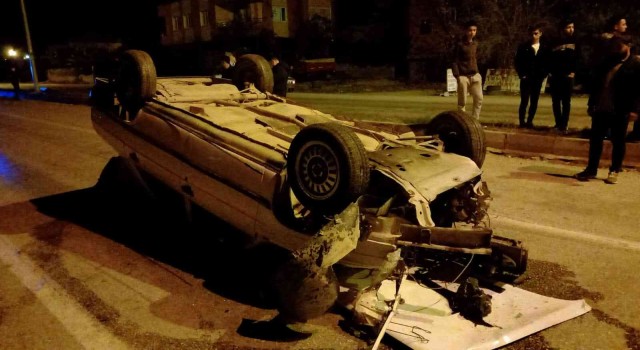 Adanada takla atan aracın sürücüsü yaralandı