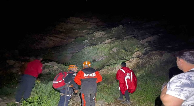 Erek Dağında mahsur kalan 2 kişi drone yardımıyla kurtarıldı