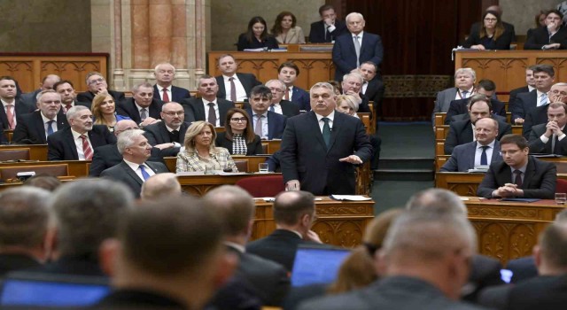 Macaristan'da İsveç'in NATO üyeliği ile ilgili parlamento oturumu boykot edildi