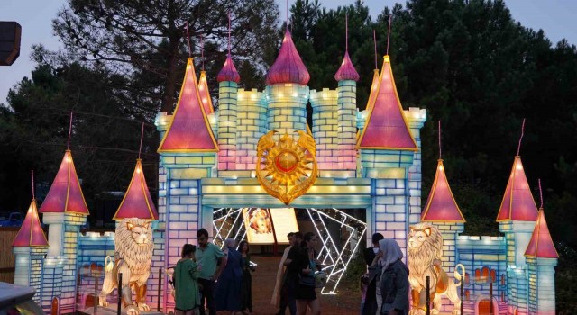 Dünyaca ünlü ışık festivali İstanbulda