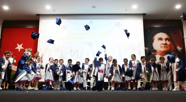 Antalya OSB Gündüz Bakımevinde mezuniyet sevinci