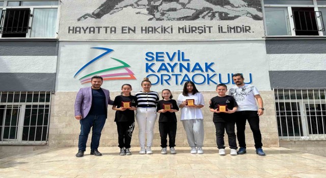 Denizli Sevil Kaynak Ortaokulundan dört Türkiye birincisi