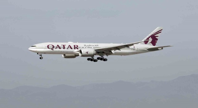 Katardan İrlandaya giden uçak türbülansa girdi: 12 yaralı