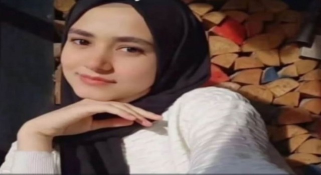 Elazığ'da boşanmış koca dehşeti: Çocuğunun gözü önünde eski eşini 13 yerinden bıçakladı