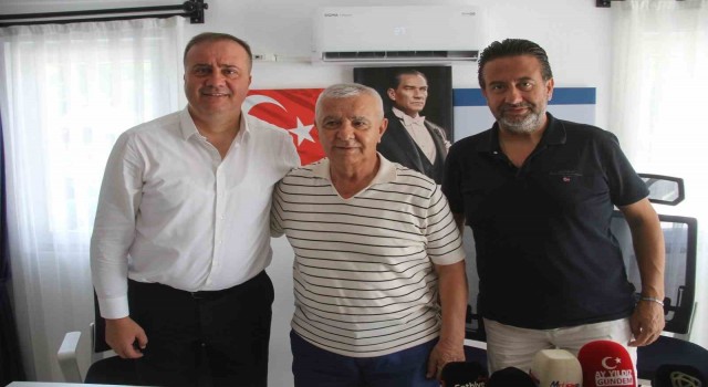 Fethiyespor, Teknik Direktör Dinçelle 4 yıl daha devam edecek
