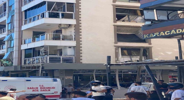 İzmirin Torbalı ilçesi Ayrancılar Mahallesinde bir binada doğal gaz patlaması meydana geldiği, yaralıların olduğu öğrenildi.