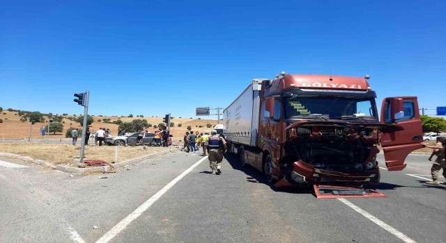 Mardinde trafik kazası: 1i ağır, 5 yaralı