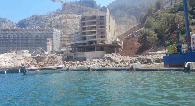 Marmaristeki otel inşaatı, deniz dolgusu iddiasıyla mühürlendi