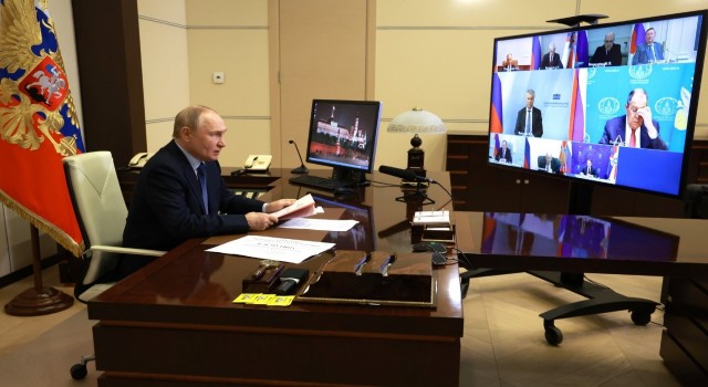 Rusya Devlet Başkanı Putin: Orta ve kısa menzilli füzelerin üretimine başlamalıyız