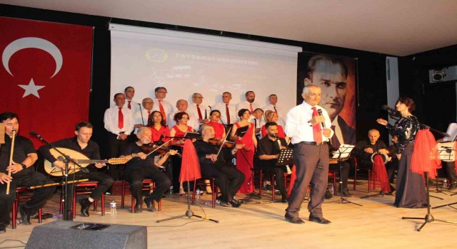 Tavşanlı Türk Sanat Müziği Topluluğundan konser
