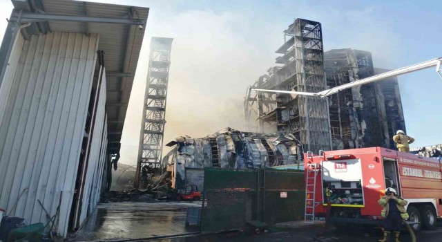 Tuzladaki fabrika yangını 6 saatte söndürüldü