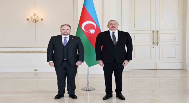 Aliyev'den barış için Ermenistan anayasası değiştirme şartı