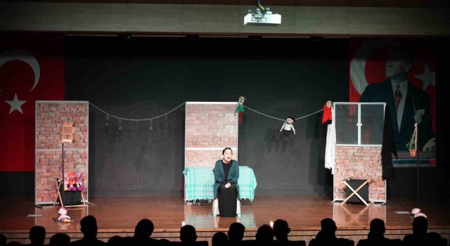 Filistin Hakkında Konuşmalıyız oyunu Gaziantepte sahne aldı