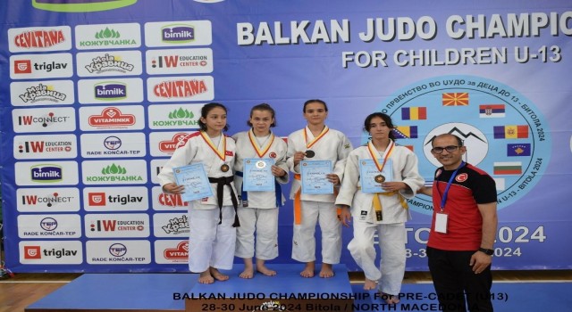 Vanlı judocular Makedonyadan şampiyonlukla döndüler