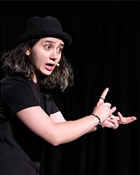 Hayat Malikova ile Stand-Up Komedi ve Sosyal Medya Serüveni