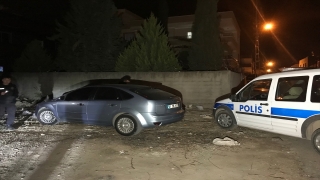 Adana’da polisten kaçmaya çalışan zanlı merdiven boşluğunda yakalandı