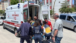 Isparta’da otomobil ile motosikletin çarpışması sonucu 2 kişi yaralandı