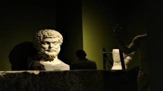 Burdur Müzesi Roma imparatorlarının devasa heykellerine ev sahipliği yapıyor