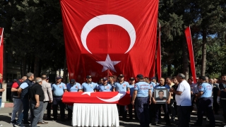 Gaziantep’te yangına müdahale ederken hayatını kaybeden itfaiyeci için cenaze töreni düzenlendi