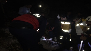Osmaniye’de kayalıklardan düşerek yaralanan kişi itfaiye ekiplerince kurtarıldı