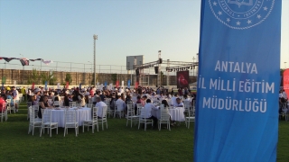 ”Antalya’nın Altın Çocukları” temalı program ile sporcular motive edildi