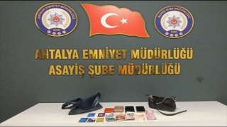 Antalya’da kapkaç yaptığı öne sürülen zanlı tutuklandı
