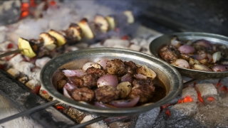 Gastronomi kenti Gaziantep’te kış yemekleri ateşle buluştu