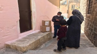 Mardinde ihtiyaç sahiplerine gıda kolisi dağıtımına başlandı