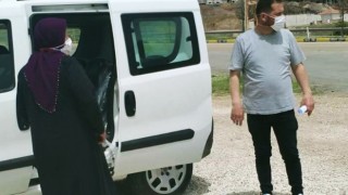 Riskli grubundaki karı-koca, uygulama noktasında yakalandı: 4 bin 50şer lira ceza uygulandı
