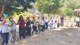 Ev işçisi kadınlar, Tarsus Gençlik Kampında buluştu